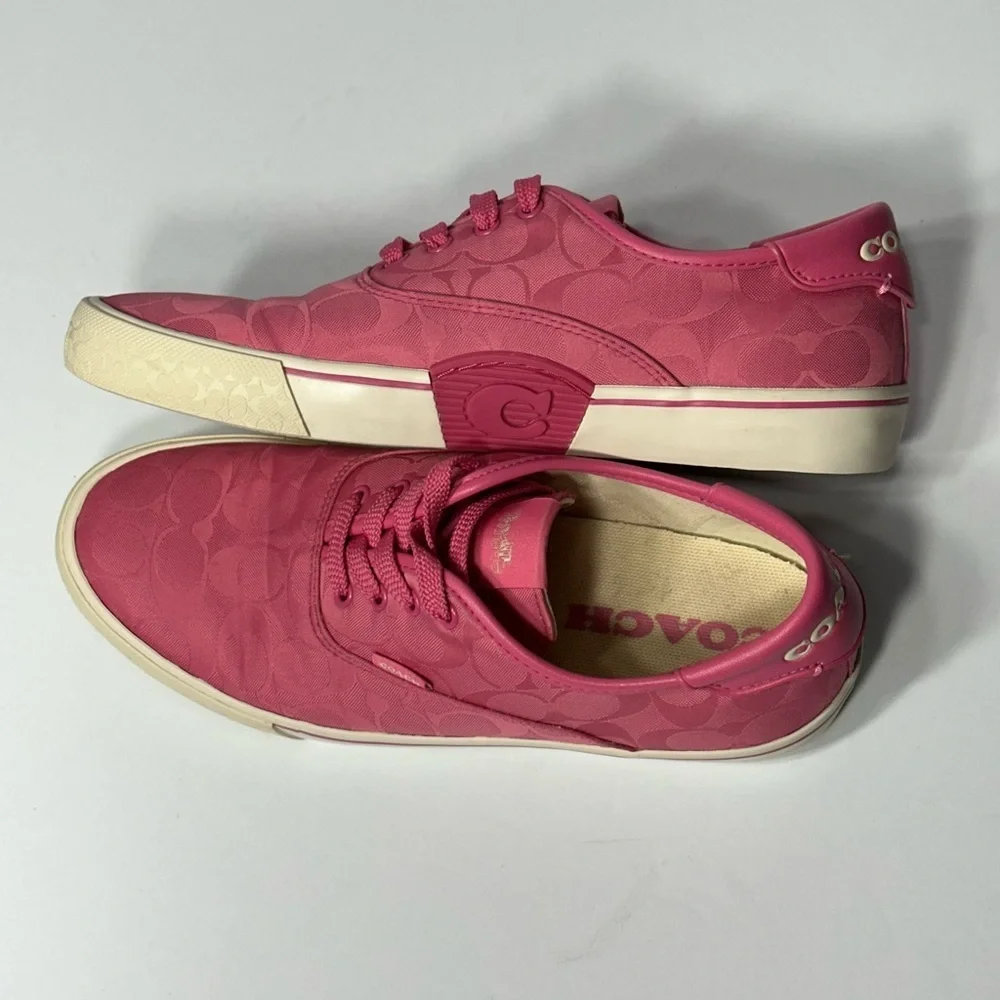Coach Women's Pink Sneakers 8.5 pre owned Exellent conditions
